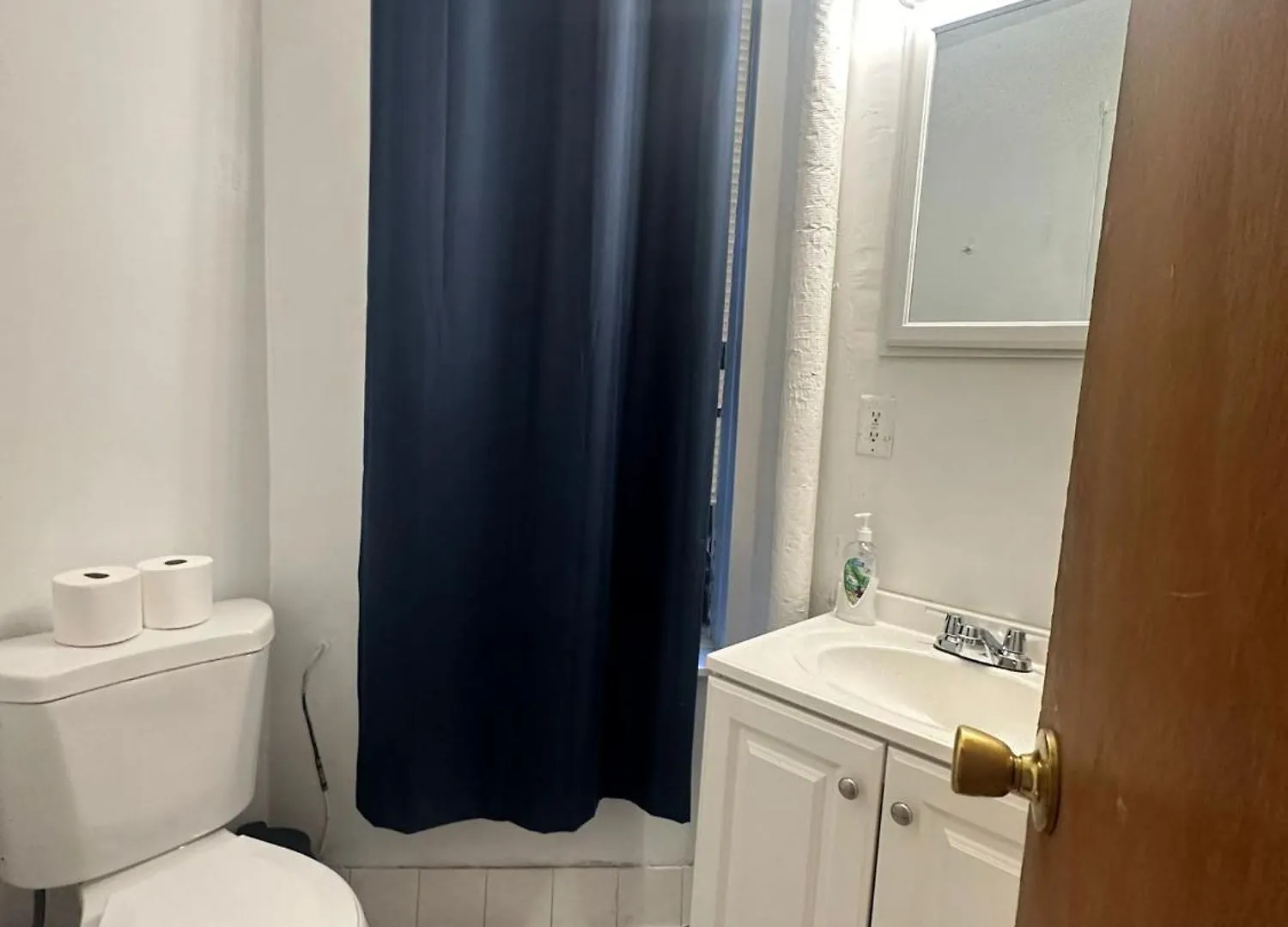 1 Bedroom Cozy Unit In Columbus Ave New York Apartment