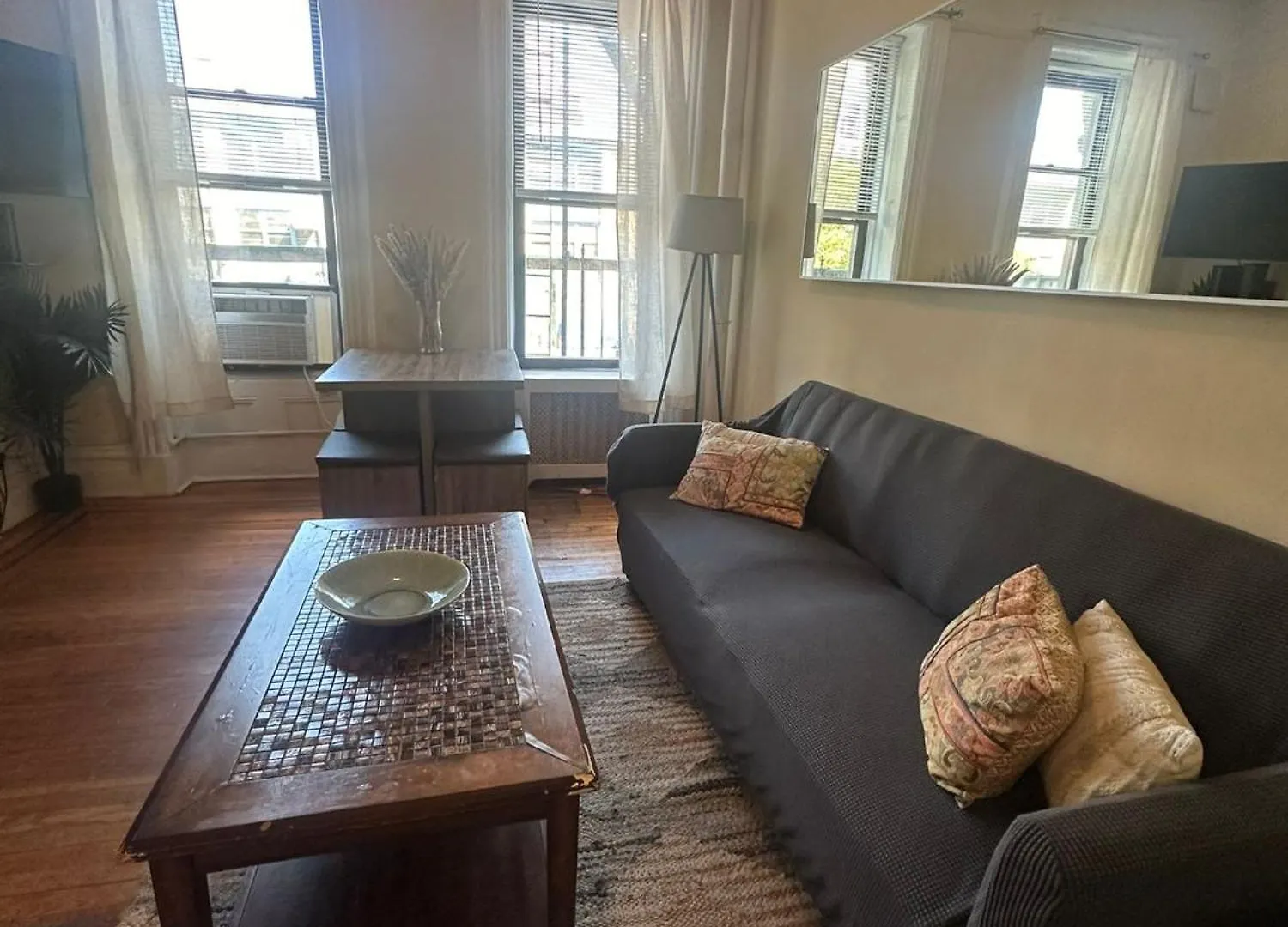 Apartment 1 Bedroom Cozy Unit In Columbus Ave New York United States